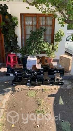 20 pares de botines vía uno