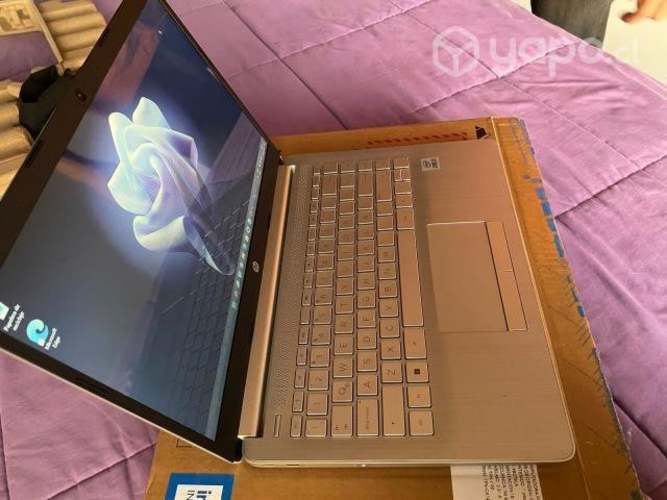 Hp i3 decima generacion, nuevo, nada de uso