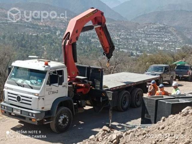 Arriendo de camión pluma