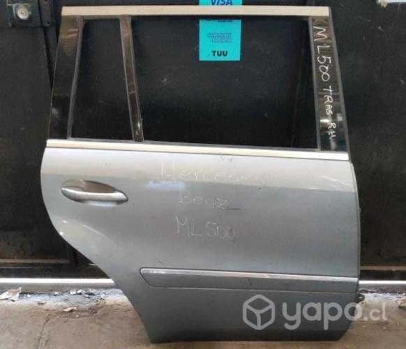 Puerta trasera derecha ml500
