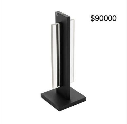 Moderna lámpara de mesa totalmente led