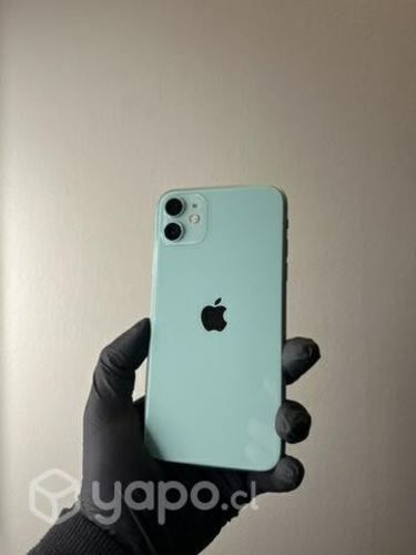 IPhone 11 Verde Menta, seminuevo sin caja