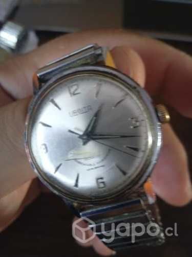 Reloj cuerda Urbita