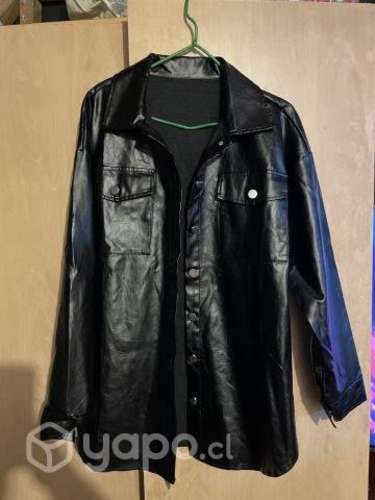 Chaqueta eco cuero