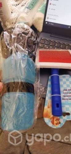 Botella y cepillo para la mascota 🦮