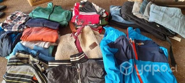 Ropa de niño todo buen estado