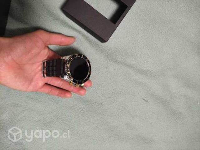 Reloj inteligente con poco uso