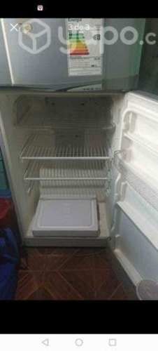 Refrigerador mademsa