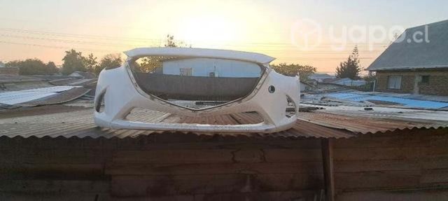 Parachoque delantero mazda 2 2014 /18