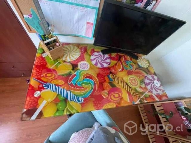 Escritorio diseño lollipop