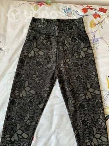 Calza nueva en talla estándar (M).