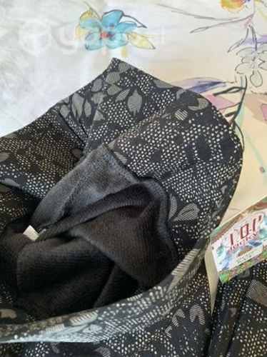 Calza nueva en talla estándar (M).