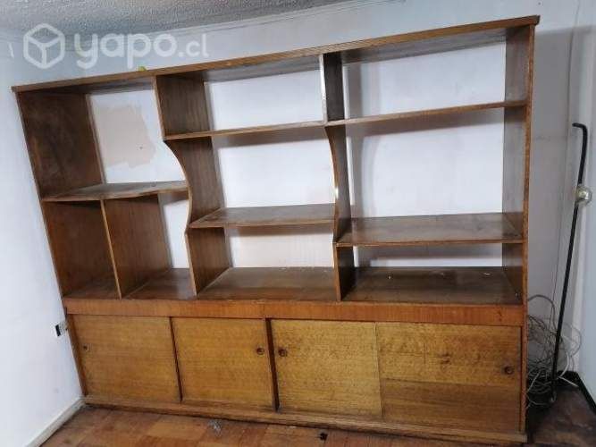 Biblioteca y sombreros