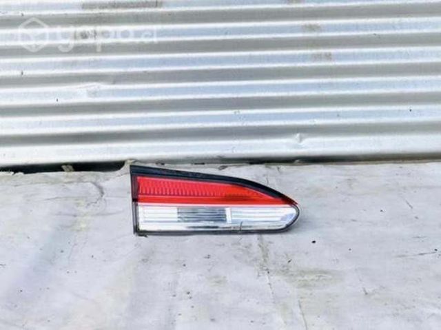 Foco portalón toyota corolla cross original