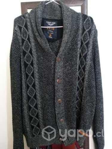 Sueter de hombre en buen estado