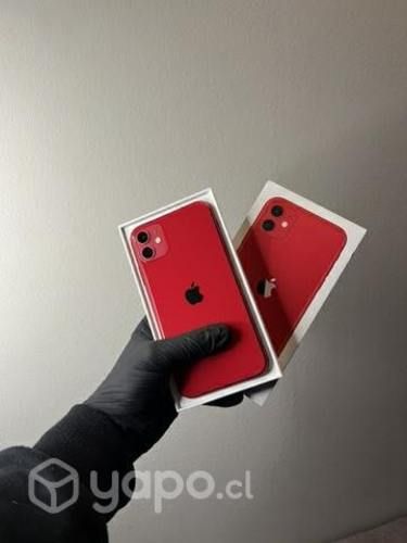 IPhone 11 Red Product, seminuevo sin caja