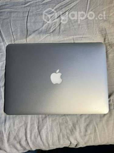 MacBook Air 2017 impecable (1TB Intel i5 8GB RAM)