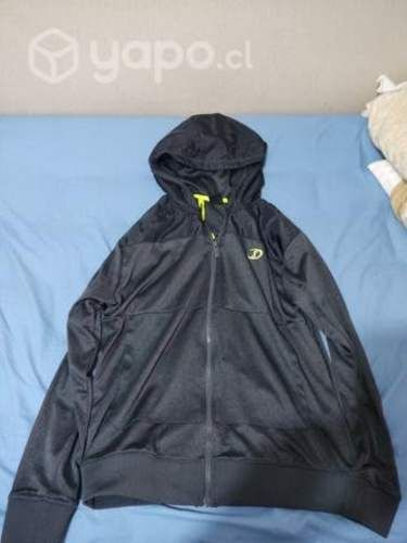 Surtido de ropa usada buen estado