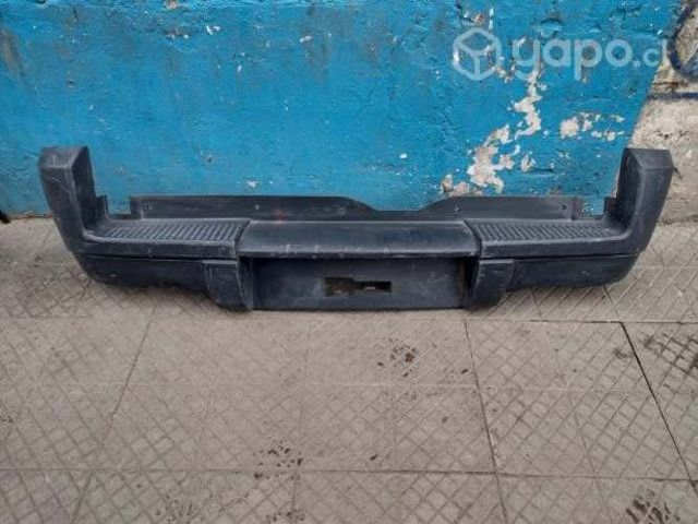 Parachoque trasero Chevrolet Montana 2005-2010