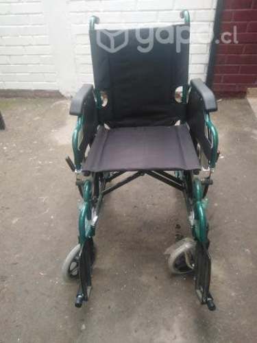 Silla de rueda geriátrica. Nueva sin uso