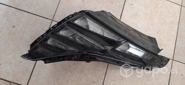 Óptico hyundai Tucson 2022