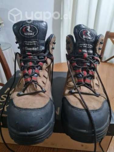 Bototos de seguridad y zapatillas