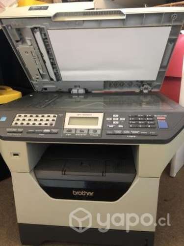 Impresora marca Brother modelo MFC-8890DW