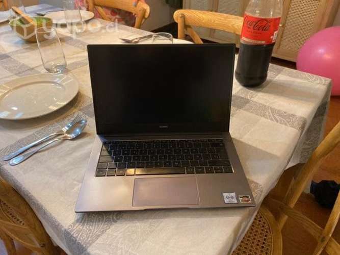 Huawei Matebook D14 core i5 /8 GB /512GB ssd 14fhd