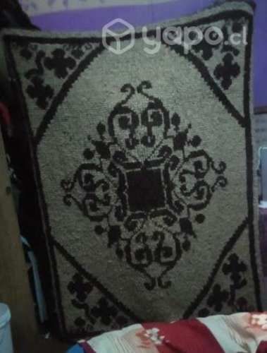 Alfombra artesanal