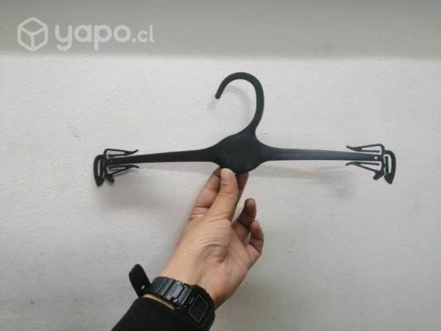 50 Colgadores pequeños x 3.500