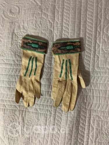 Guantes cuero talla 6,5, excelente calidad, metros