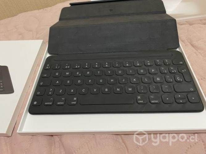 Teclado iPad 10.2'' Apple Smart Keyboard