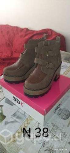 Zapatos Nuevos