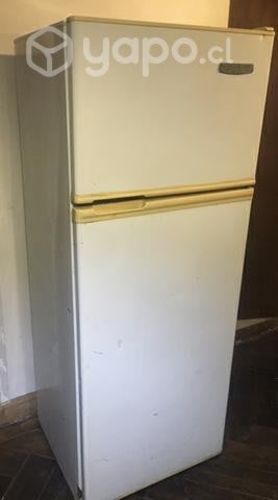 Refrigerador marca Madensa