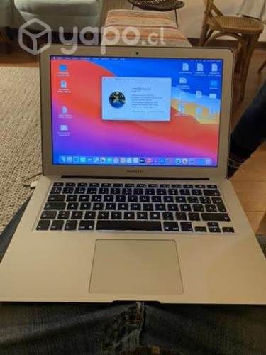 Macbook Air 13-inch Early 2014 4GB Core i5 250.000