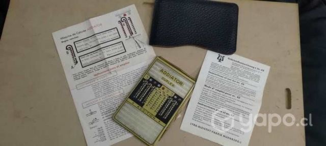 Calculadora de bolsillo mecánica año 50