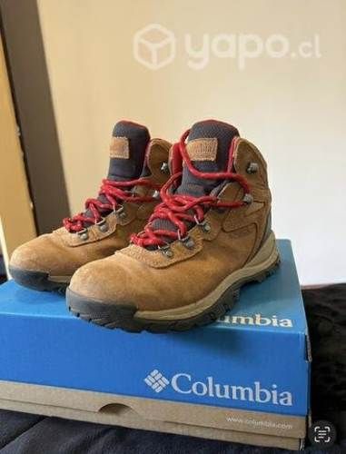 Botín impermeable mujer