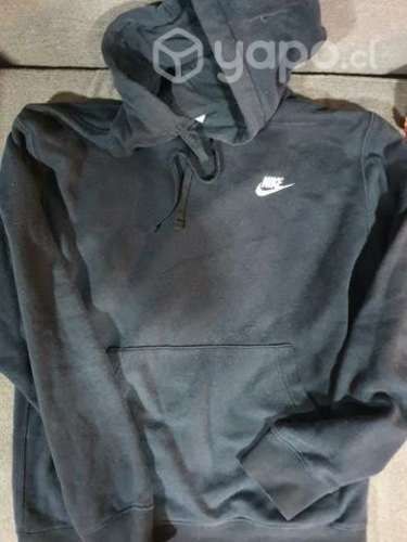Poleron Nike Sportwear talla M