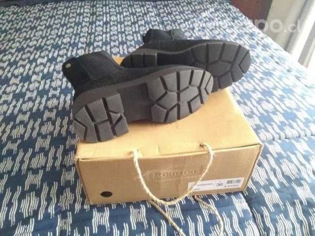 Zapatos marca romano talla 36