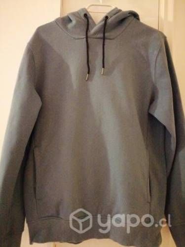 Vendo Poleron talla S de varon