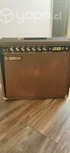 Amplificador Yamaha JX40 de guitarra