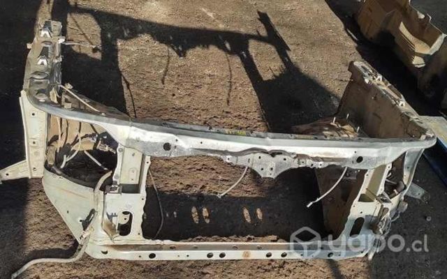 Frontal (TYT169) Toyota Tundra 5.7 AUT 4x4 2013