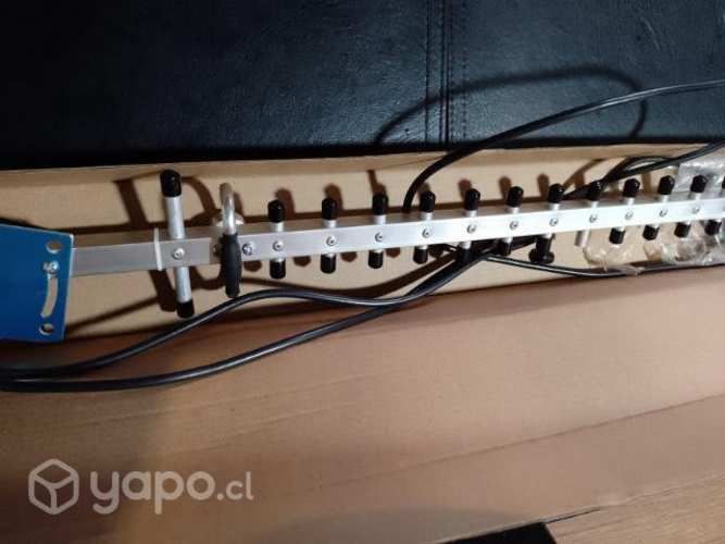 Antena Yagi con soporte