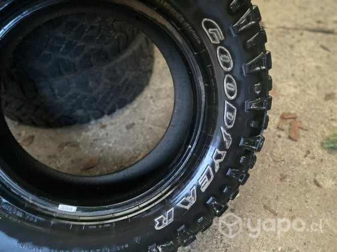 Neumáticos Goodyear wrangler 285/70/ 17
