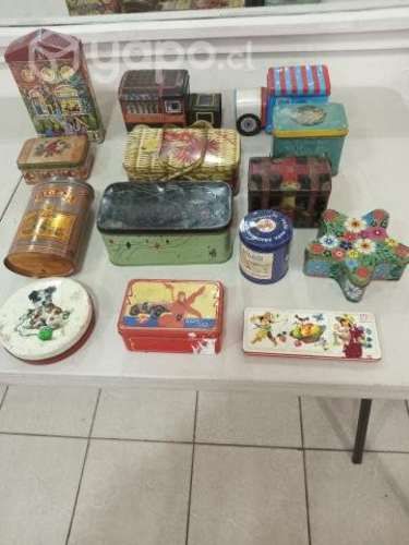 Latas antiguas y otras decorativas