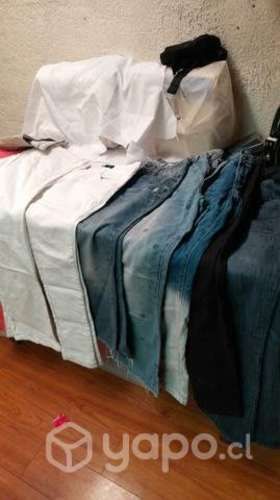 45 y más prendas de ropa y calzado