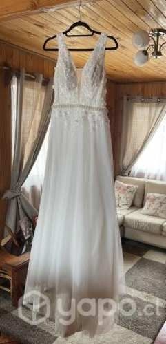 Vestido de novia (incluye alitas de tul)