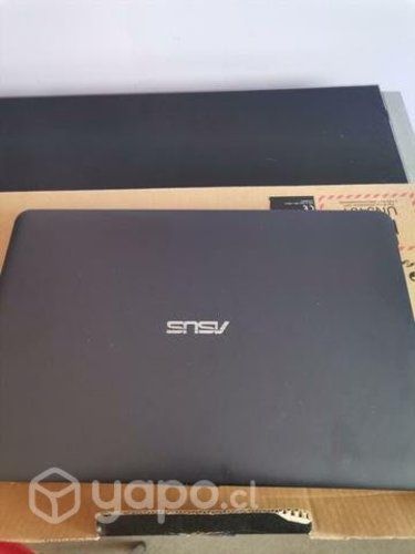 Notebook asus casi nuevo poco uso
