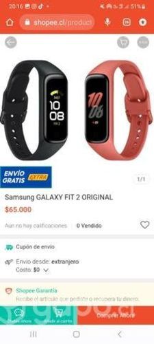 Reloj inteligente y audifonos