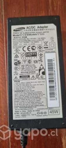 Fuente monitor samsung 14V 3.215a